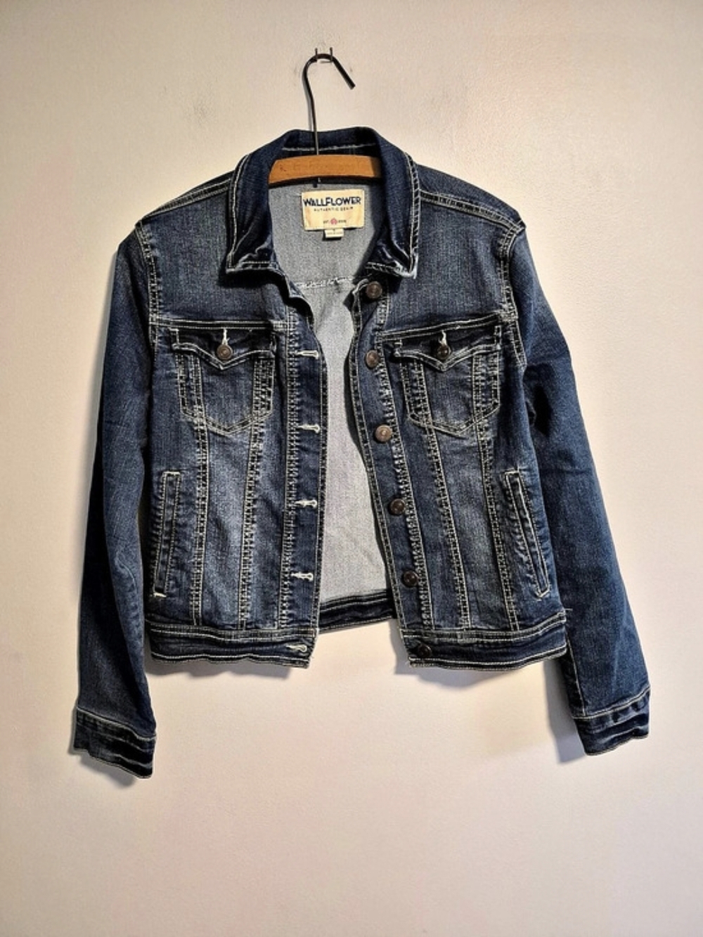WallFlower Women Small Medium Wash Denim Jean Jacket